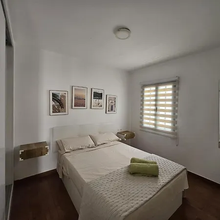 Ideal 3 Apartment