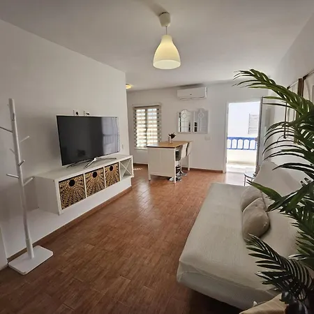 Ideal 3 Apartment Playa Honda (Lanzarote)